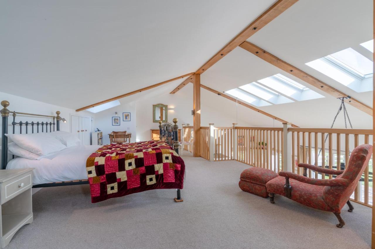 The Old Barn Villa Witney Luaran gambar